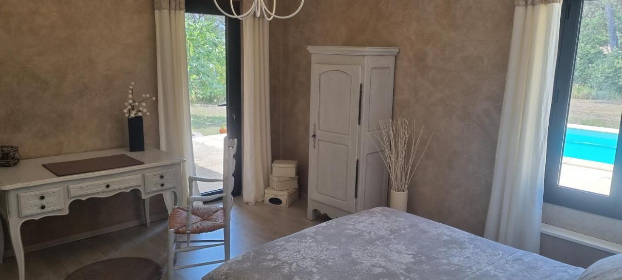 La Demeure D'Helice Bed & Breakfast Langlade Rom bilde
